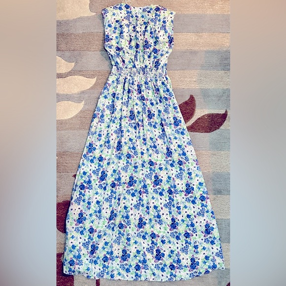 Zara Spring Bouquet Sleeveless Maxi Dress Plunging V-Neck Front Button Loops - Picture 6 of 11